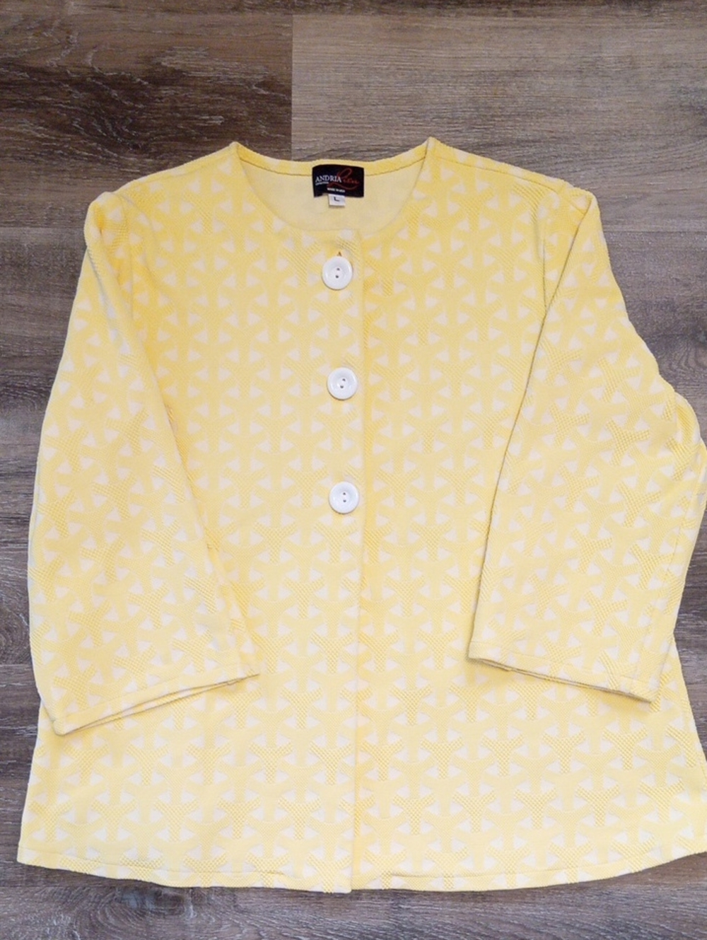 Andria Lieu Yellow Geometric Button Front Women's Blouse Size Large
